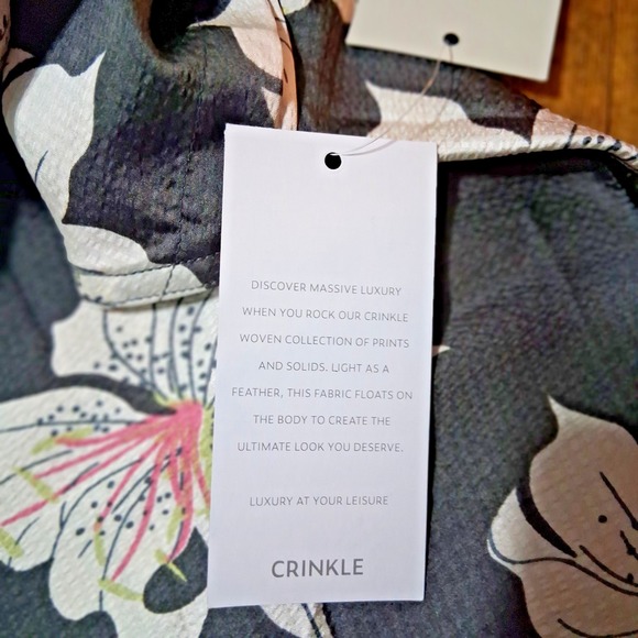 Massive Luxury Men L Button Down Casual Floral Hawiian Style Short Sleeve NWT - Picture 7 of 10